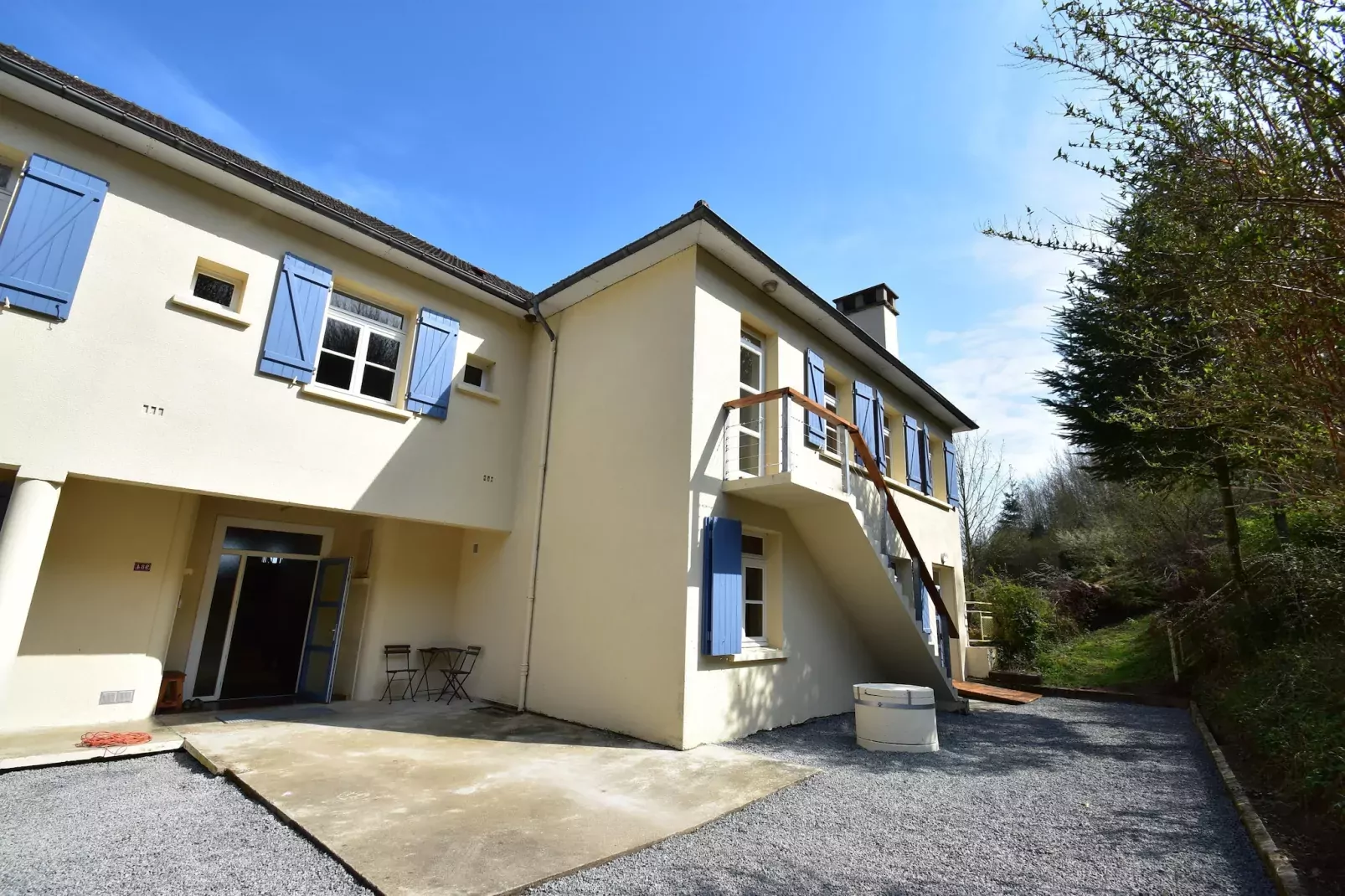 Apt  Piscine 4 pers - Levien-Exterior summer