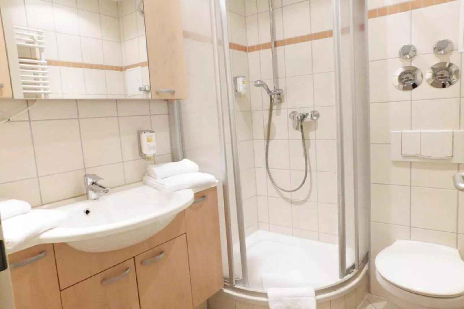 Apartment Strandläufer 113-Bathroom