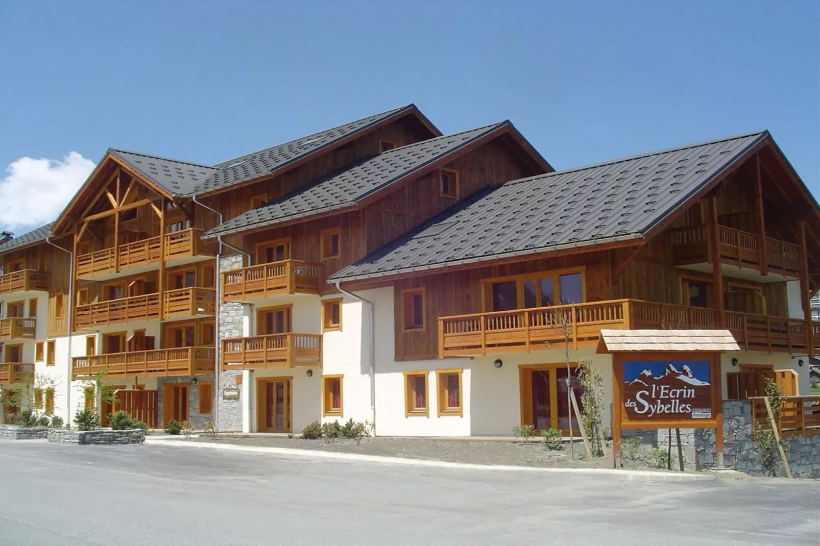 Résidence L'Écrin des Sybelles 3-Exterior summer
