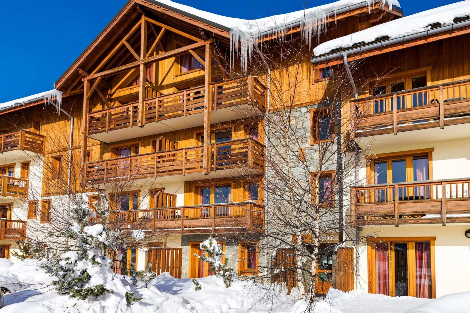 Résidence L'Écrin des Sybelles 3-Exterior winter