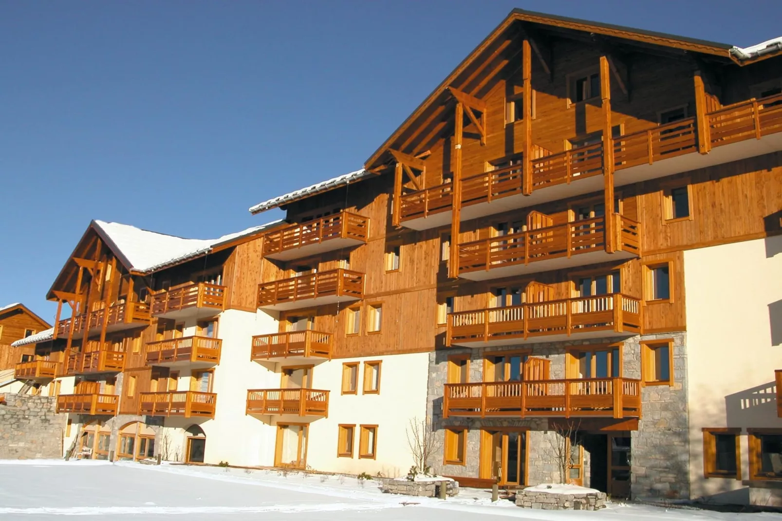 Résidence L'Écrin des Sybelles 3-Exterior winter