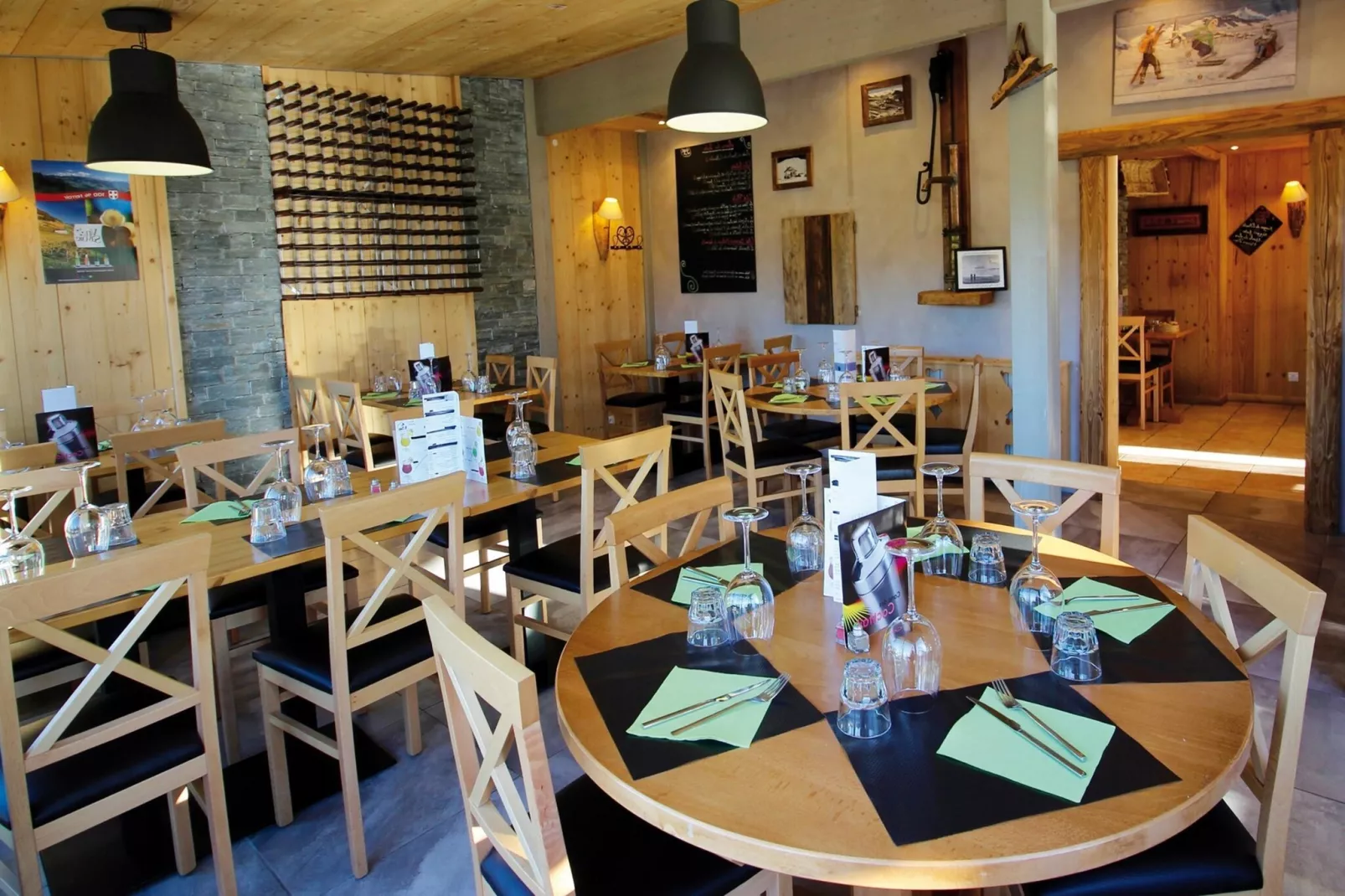 Résidence L'Écrin des Sybelles 3-Dining room