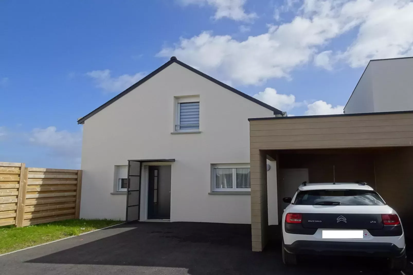 Holiday Home Paimpol-Exterior in summer
