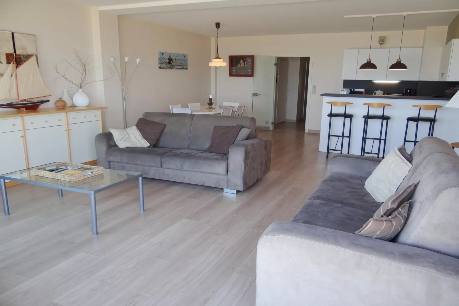 GARBI-Bedroom