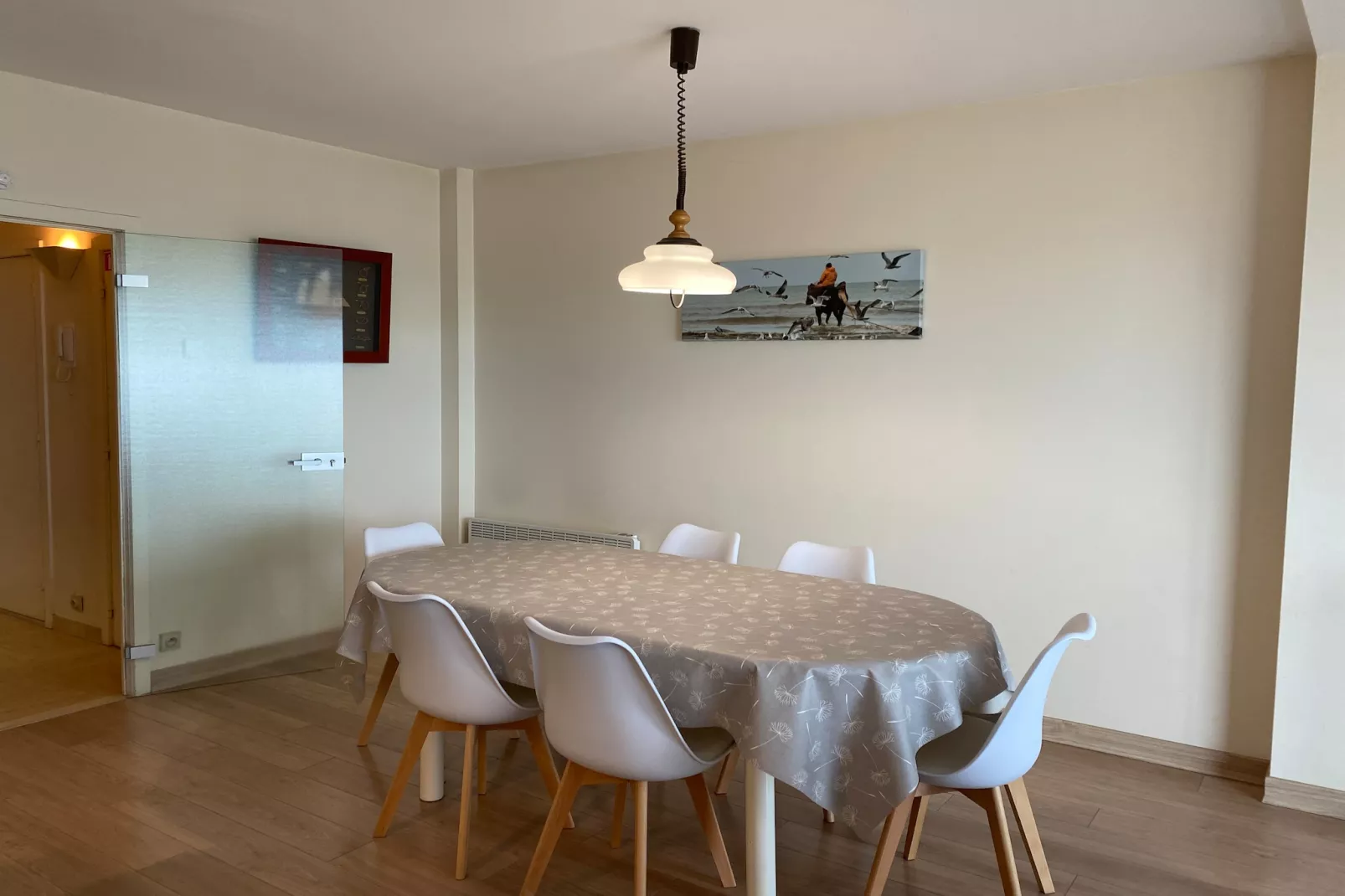 GARBI-Dining room