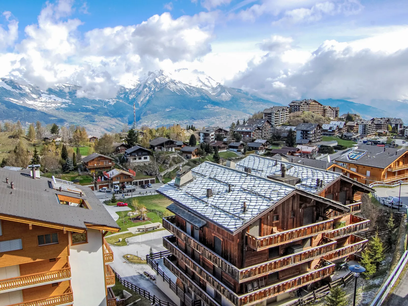Grand Panorama A11-Outside