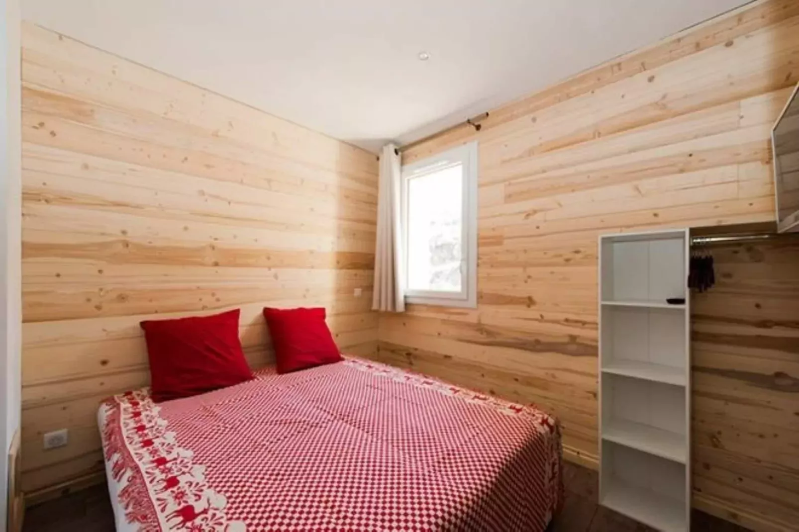 Chalet de Marie-Bedroom