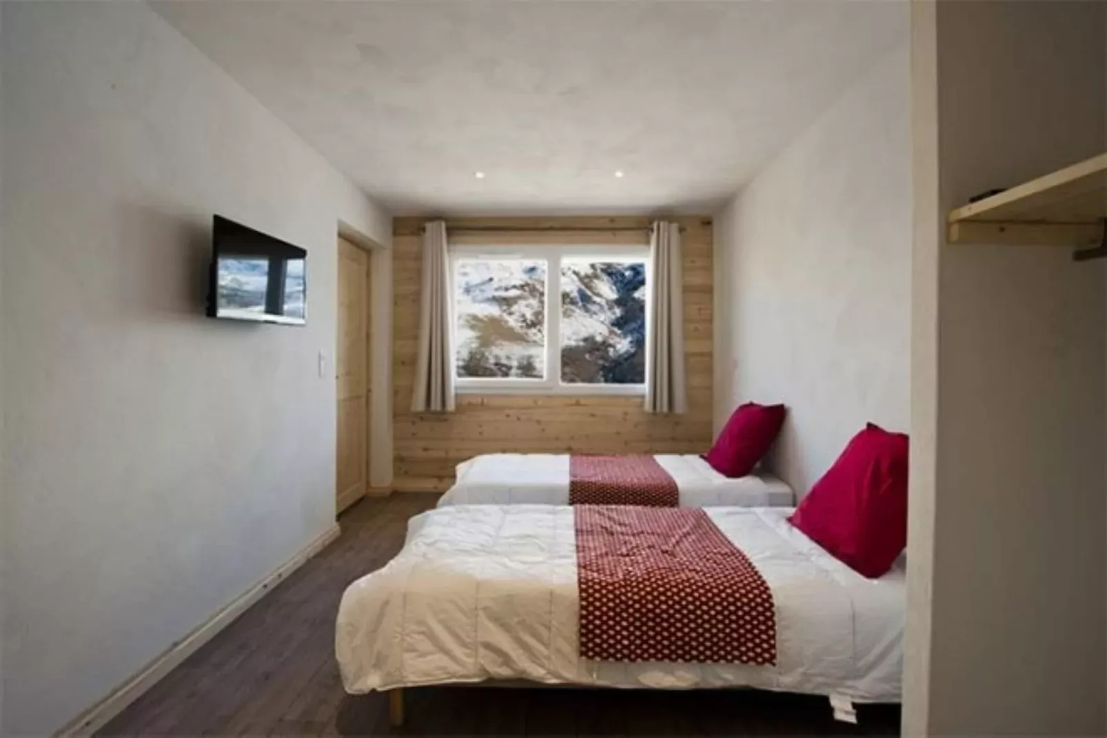 Chalet de Marie-Bedroom