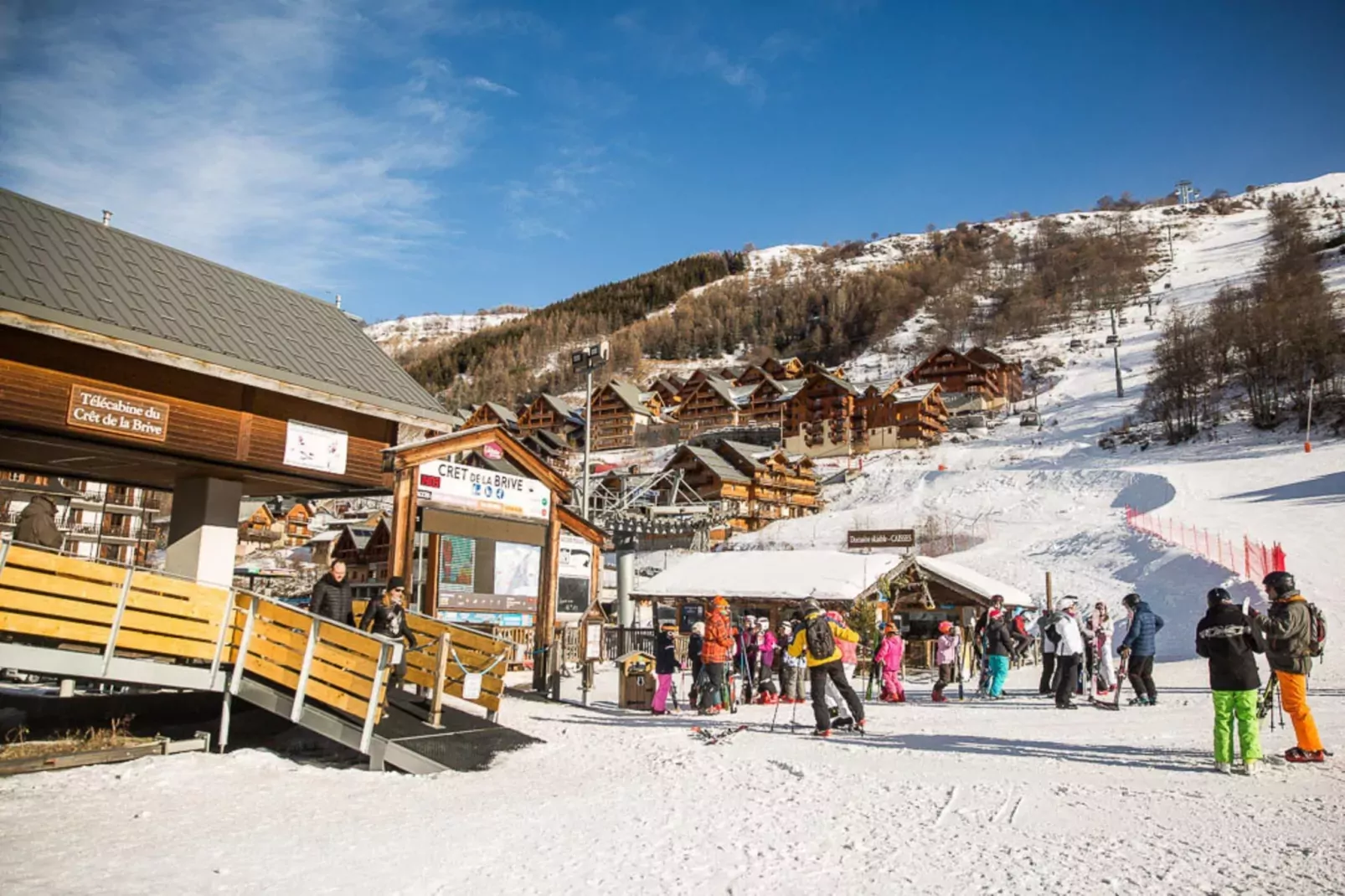Les Lumieres de Neiges 1-Gebiet Winter 20 km