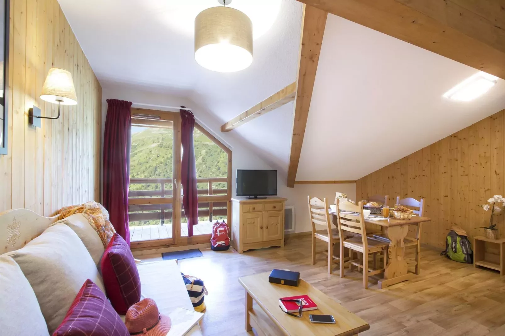 Le Grand Panorama I 4-Wohnzimmer