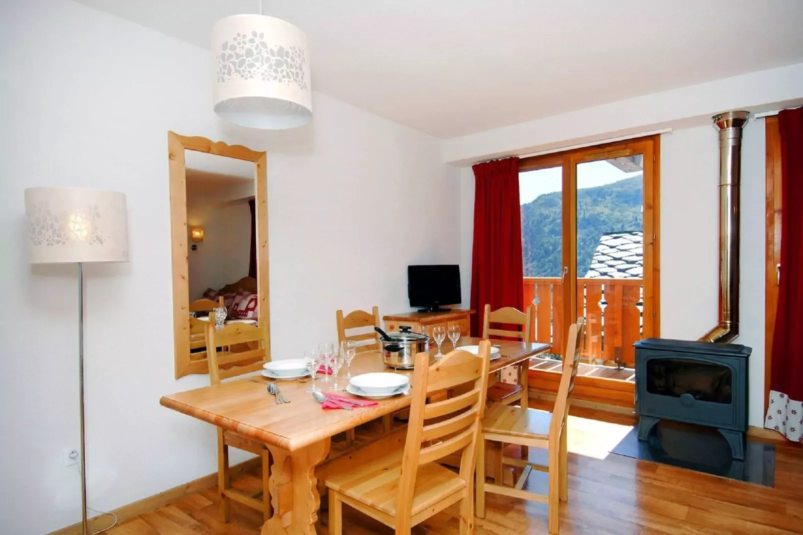 Le Grand Panorama I 5-Esszimmer