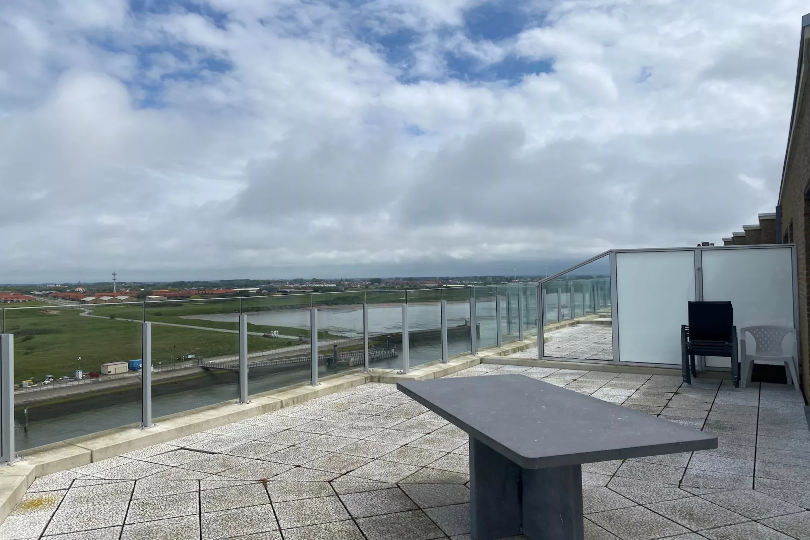 DEN OEVER V 903-Terrace balcony