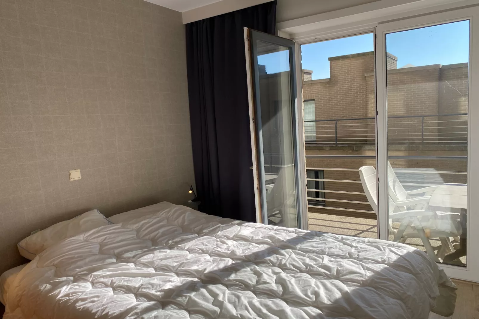 CASINO AB B0502-Bedroom