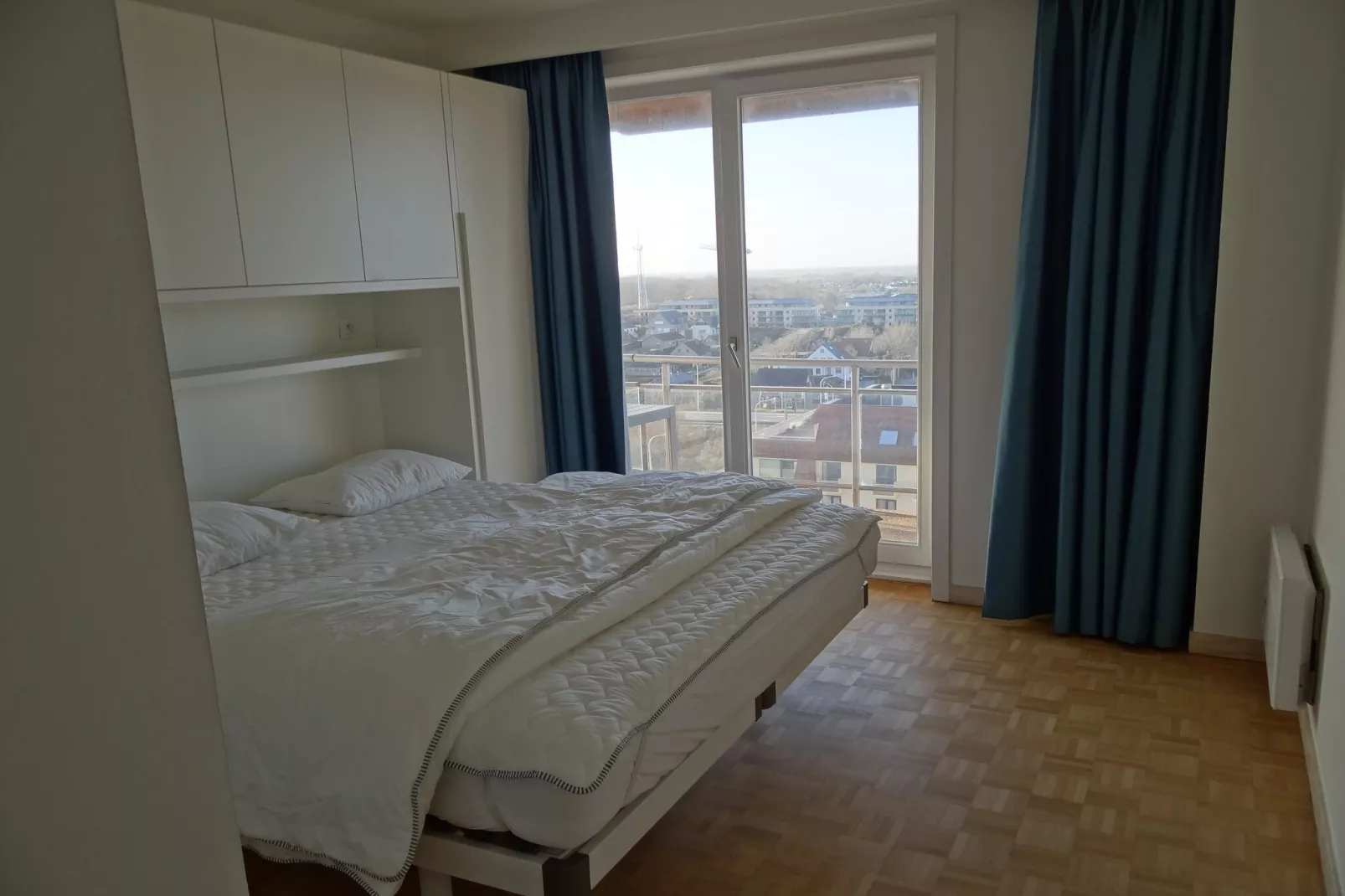 SCORPIO BI 1201GAR-Bedroom