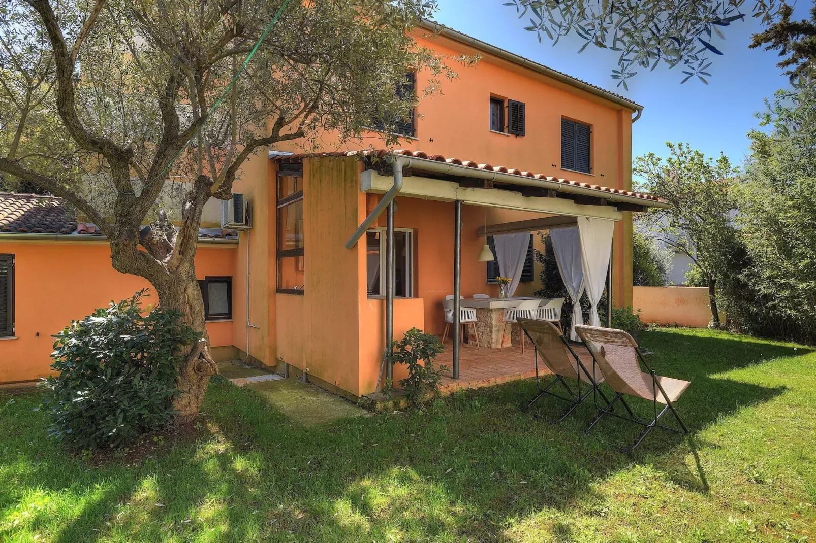 House Olivija/A2-Extérieur été