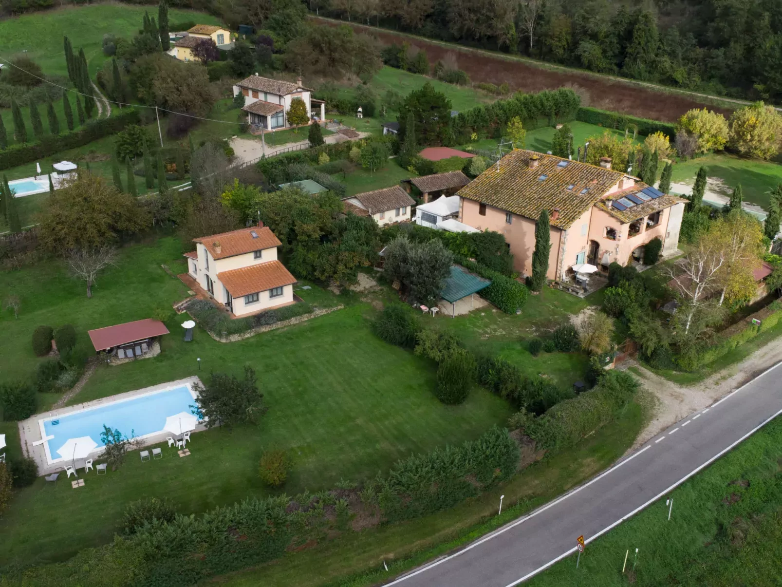 Il Casolare-Outside