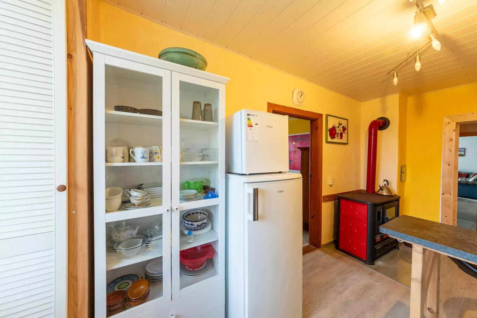 Ferienhaus am Peenebach in Klein Bünzow-Kitchen