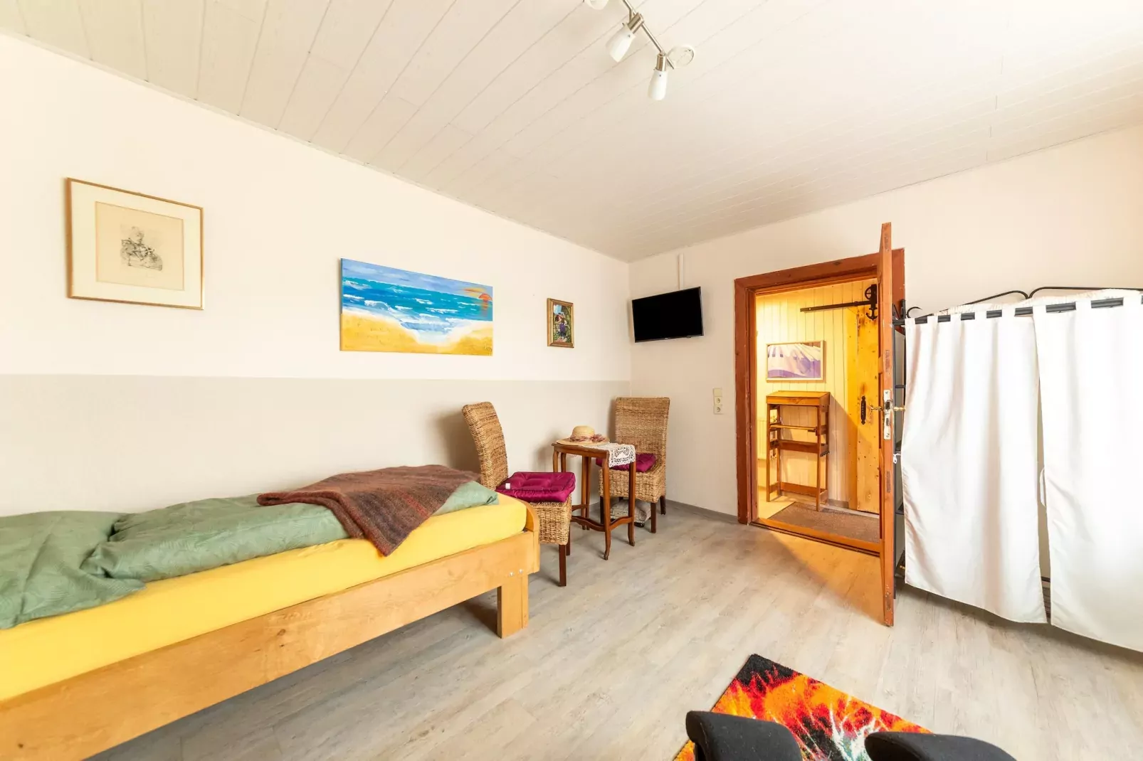 Ferienhaus am Peenebach in Klein Bünzow-Bedroom