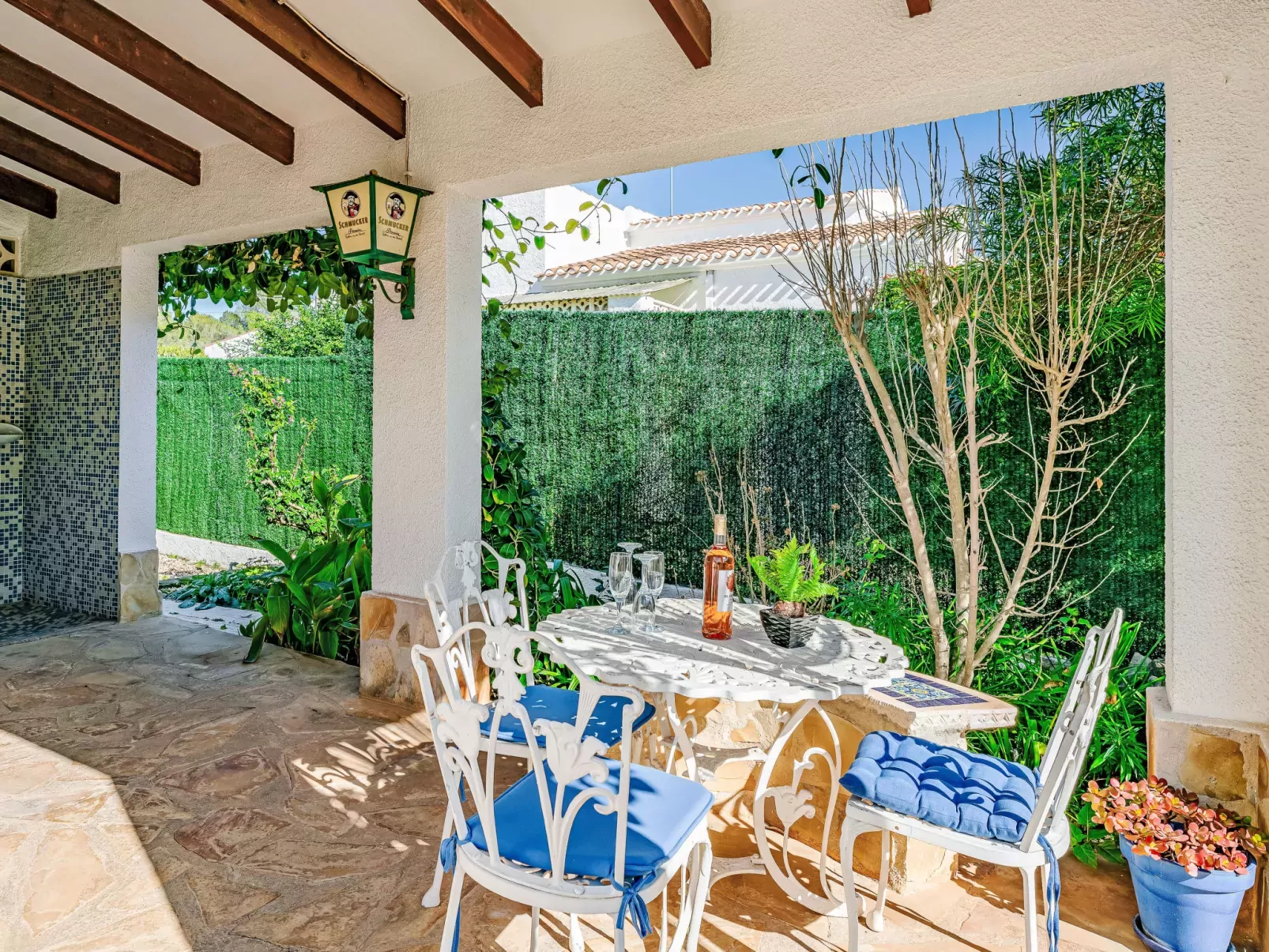 Casa Florita-Outside