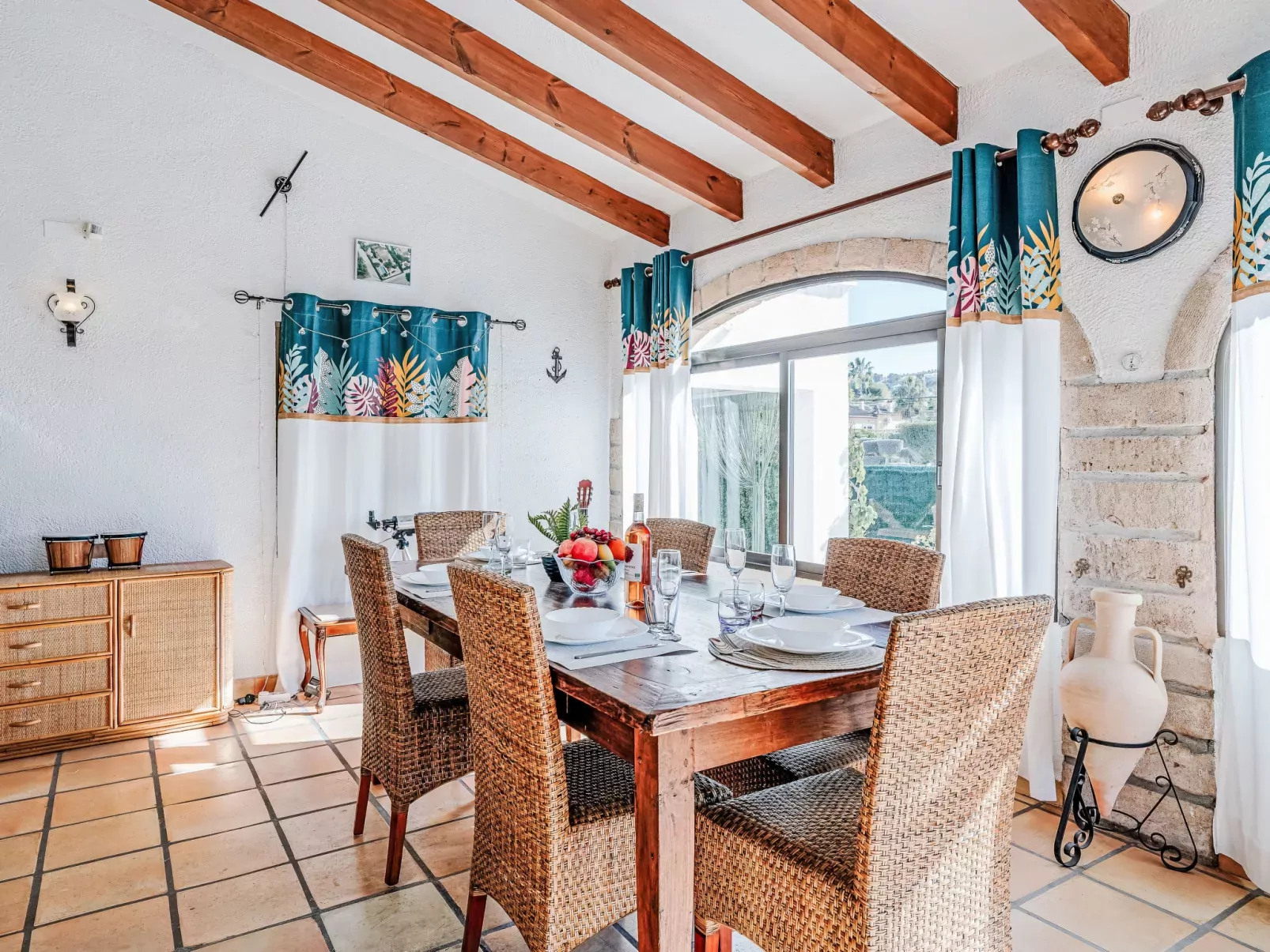 Casa Florita-Inside