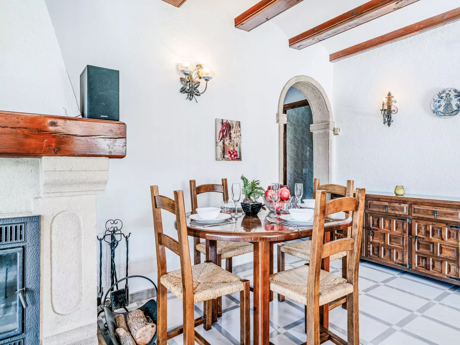 Casa Florita-Inside