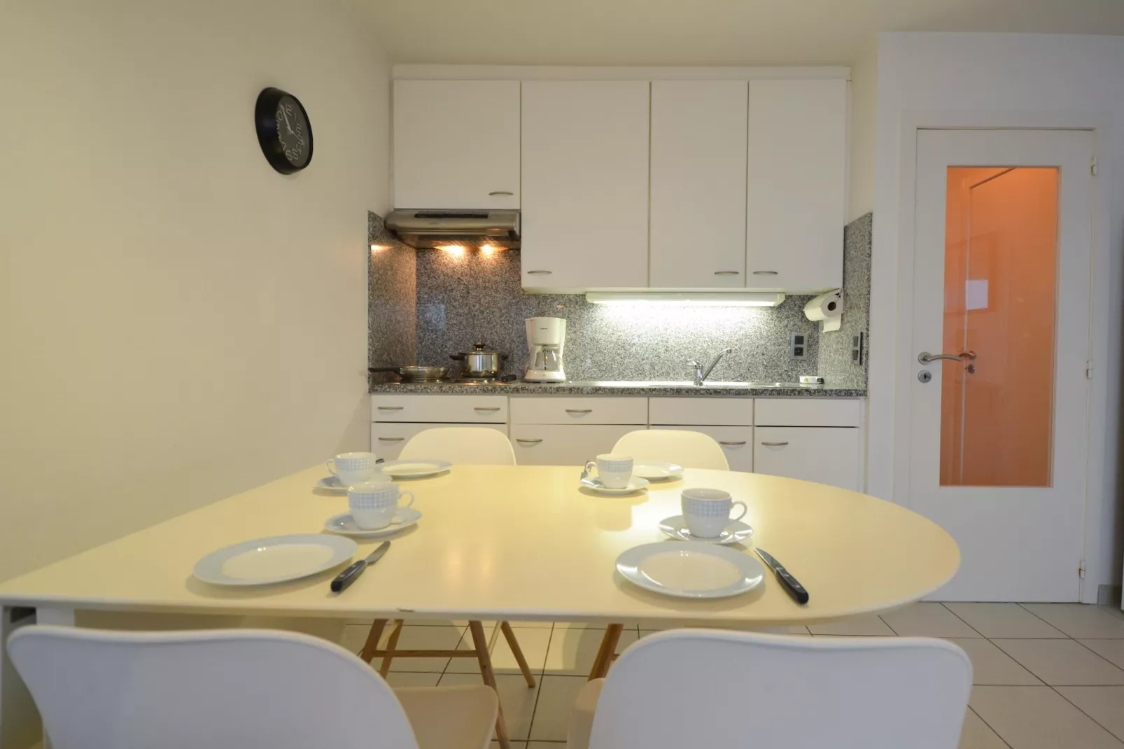 PLAZA G/1601-Kitchen