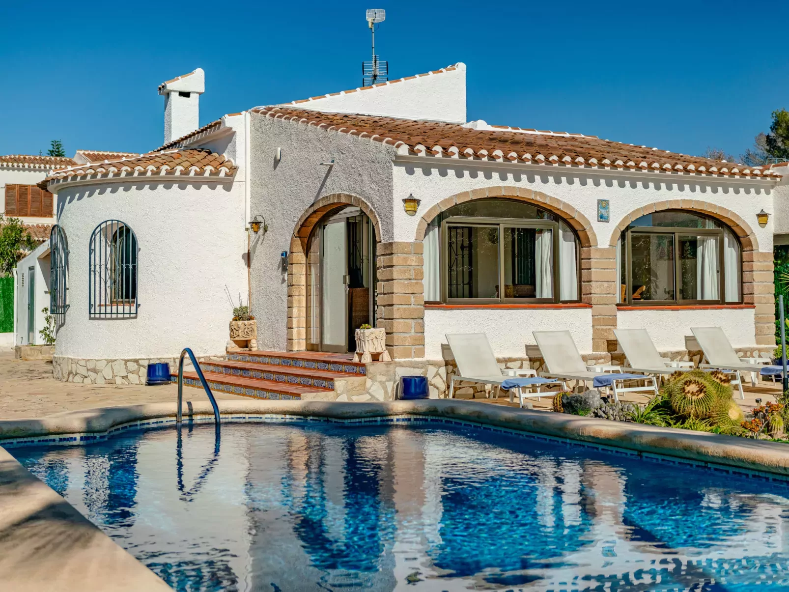 Casa Florita-Outside
