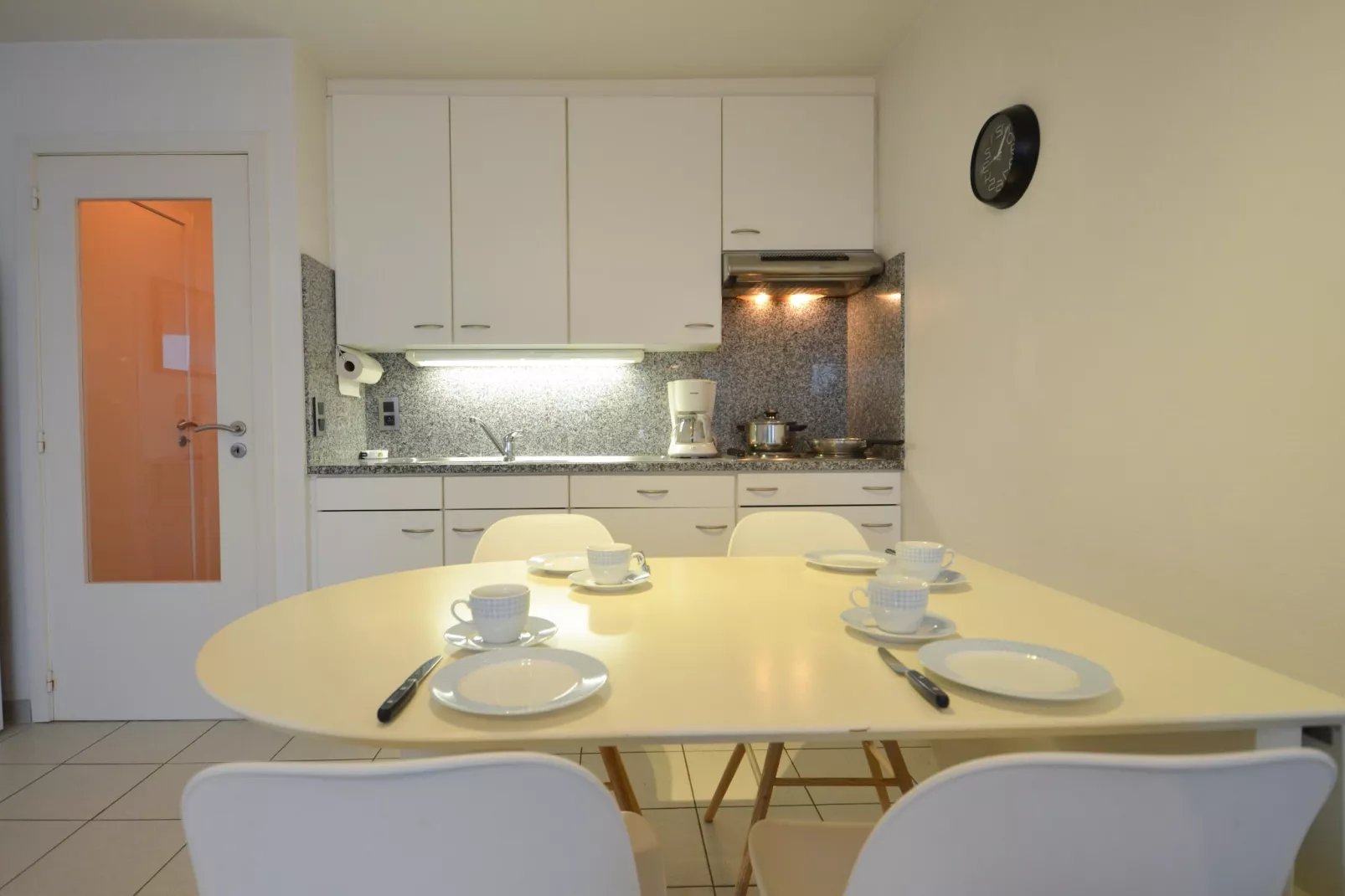 PLAZA G/1601-Kitchen