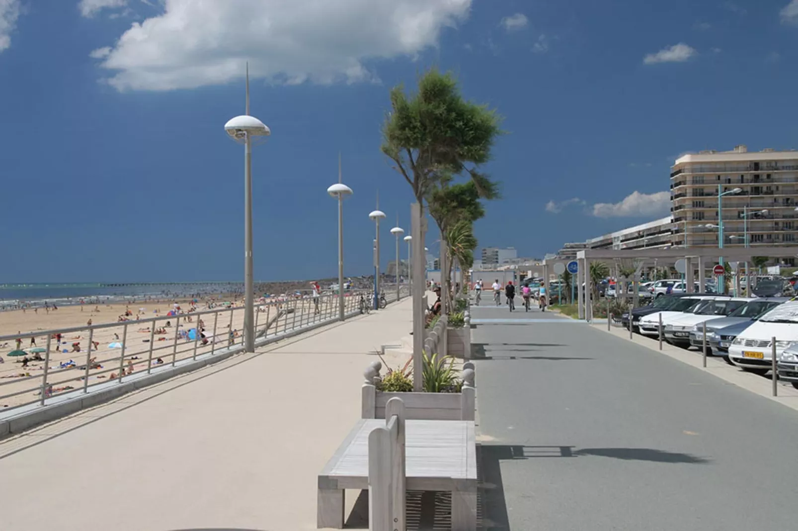 PLAZA G/1601-Areas summer 1km