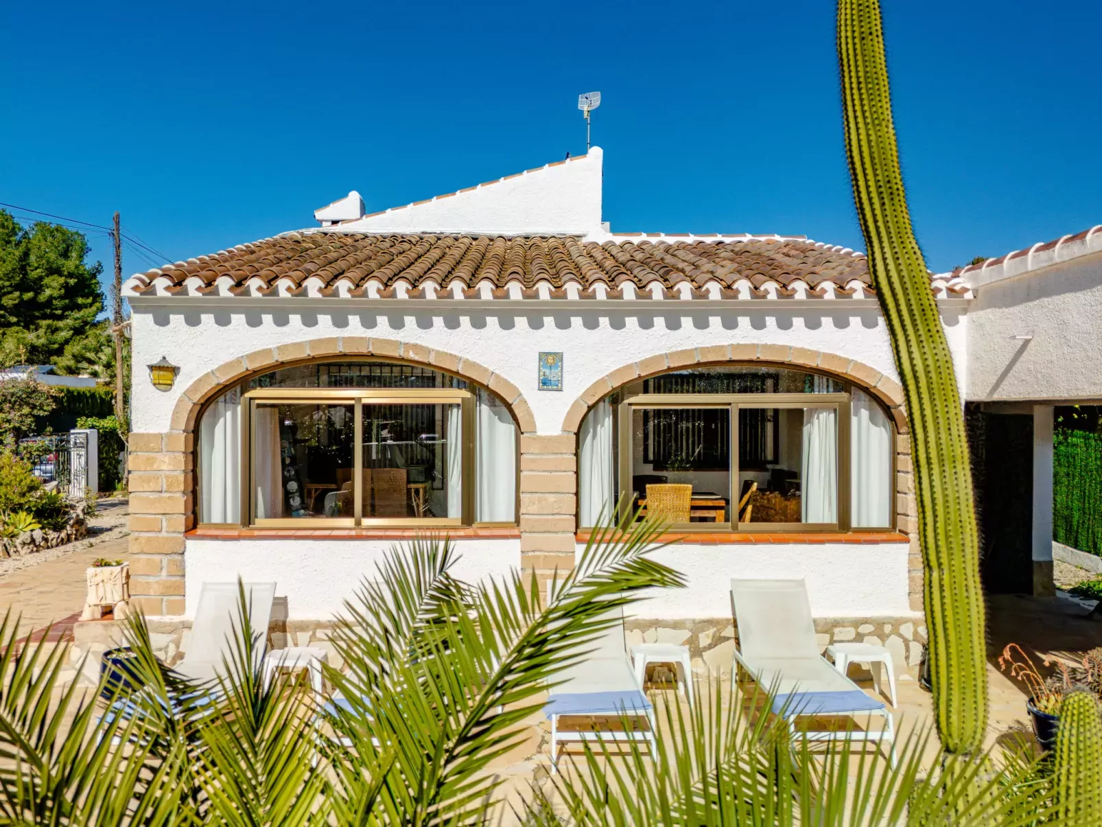 Casa Florita-Outside