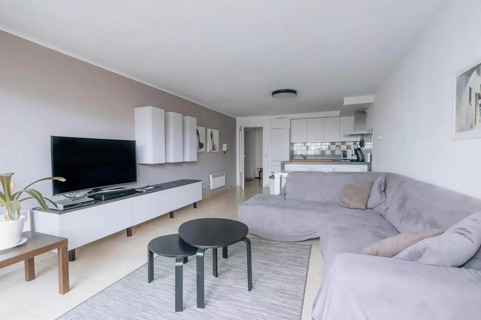 PLAZA I/2811-Wohnzimmer
