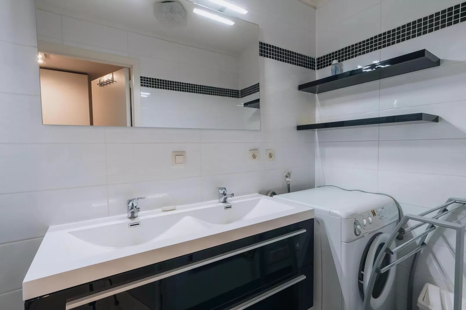 PLAZA I/2811-Badezimmer