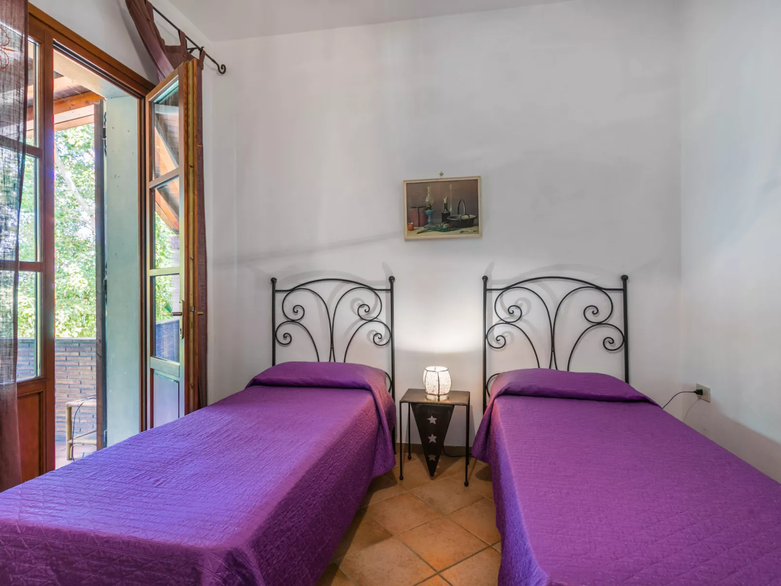 Oliveta 1-Inside