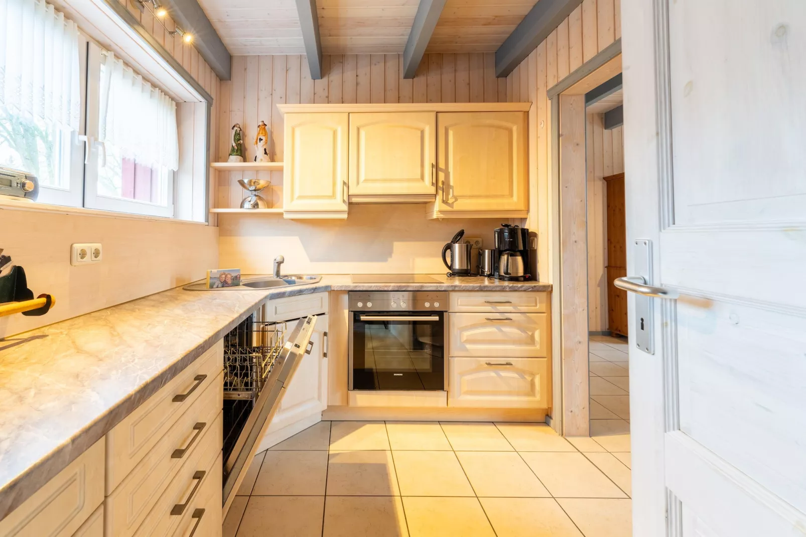 Seeschwalbe Classic 227-Kitchen