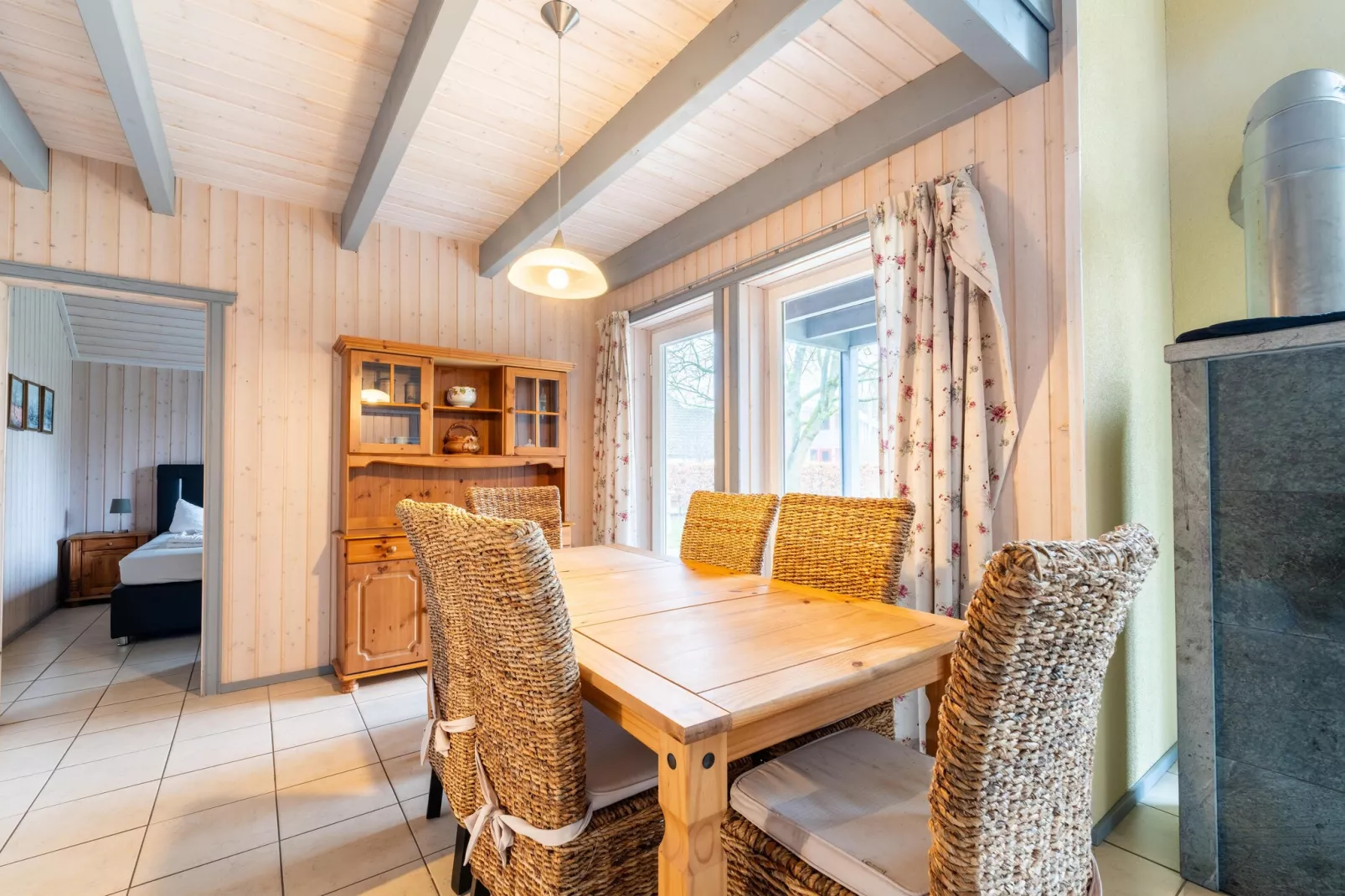 Seeschwalbe Classic 282-Dining room