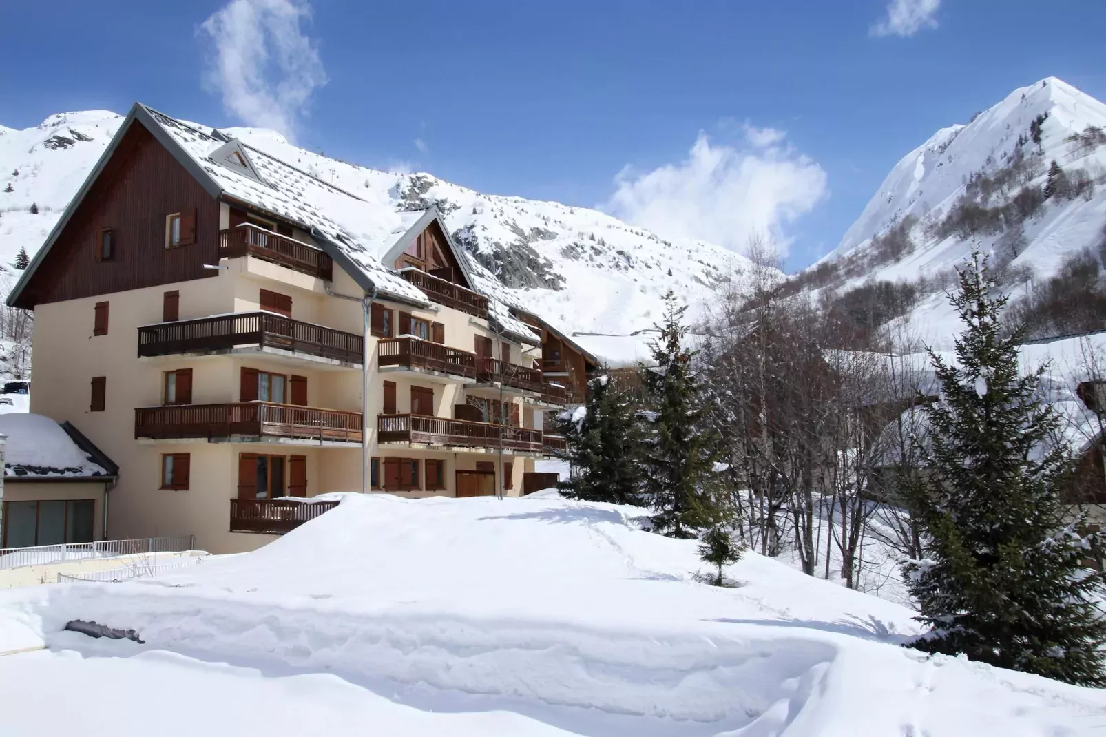 Residence Les Sybelles 1-Exterior winter