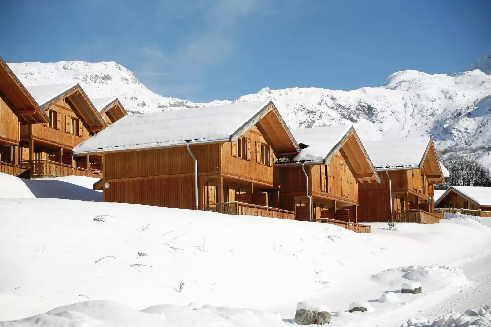 Les Chalets de l'Arvan II 2-Exterior winter