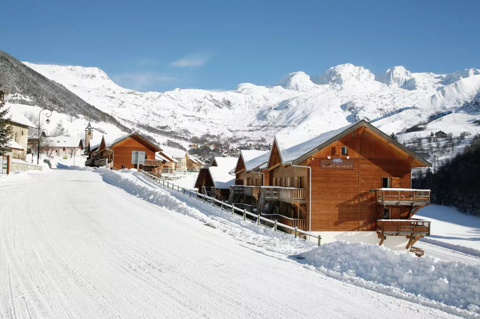 Les Chalets de l'Arvan II 2-Exterior winter