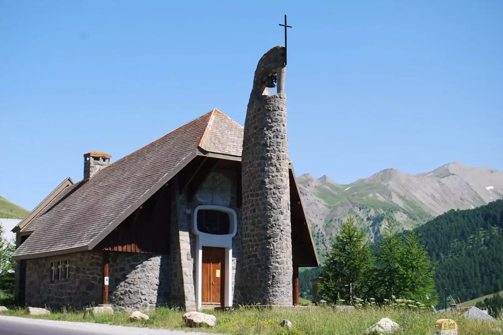 Les Chalets de l'Arvan II 2-Areas summer 1km