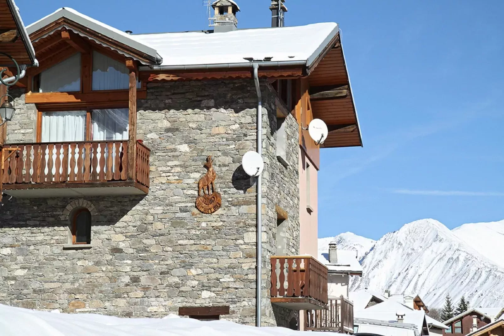 Chalet Loutantin-Exterior winter
