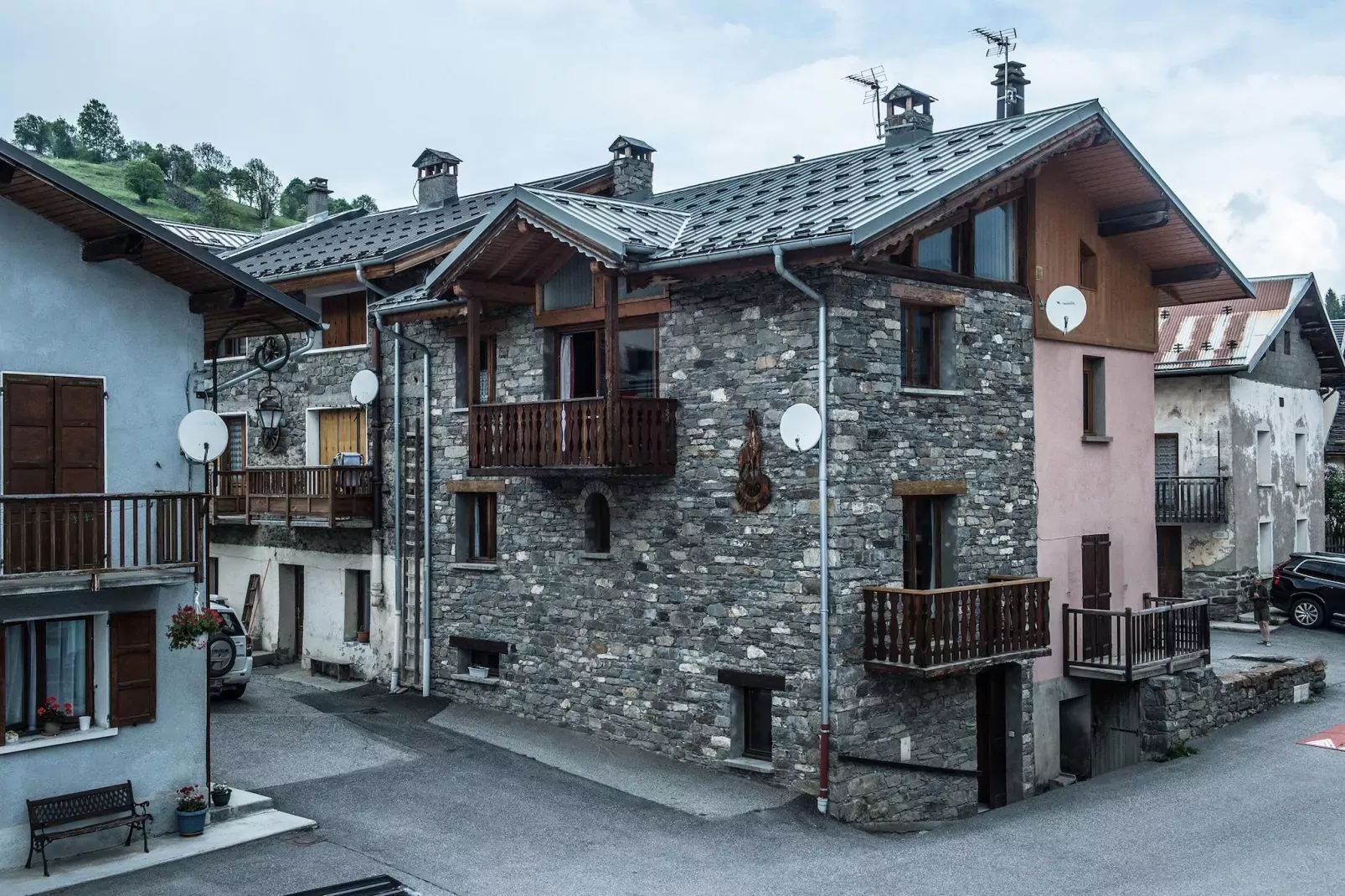 Chalet Loutantin-Areas summer 1km