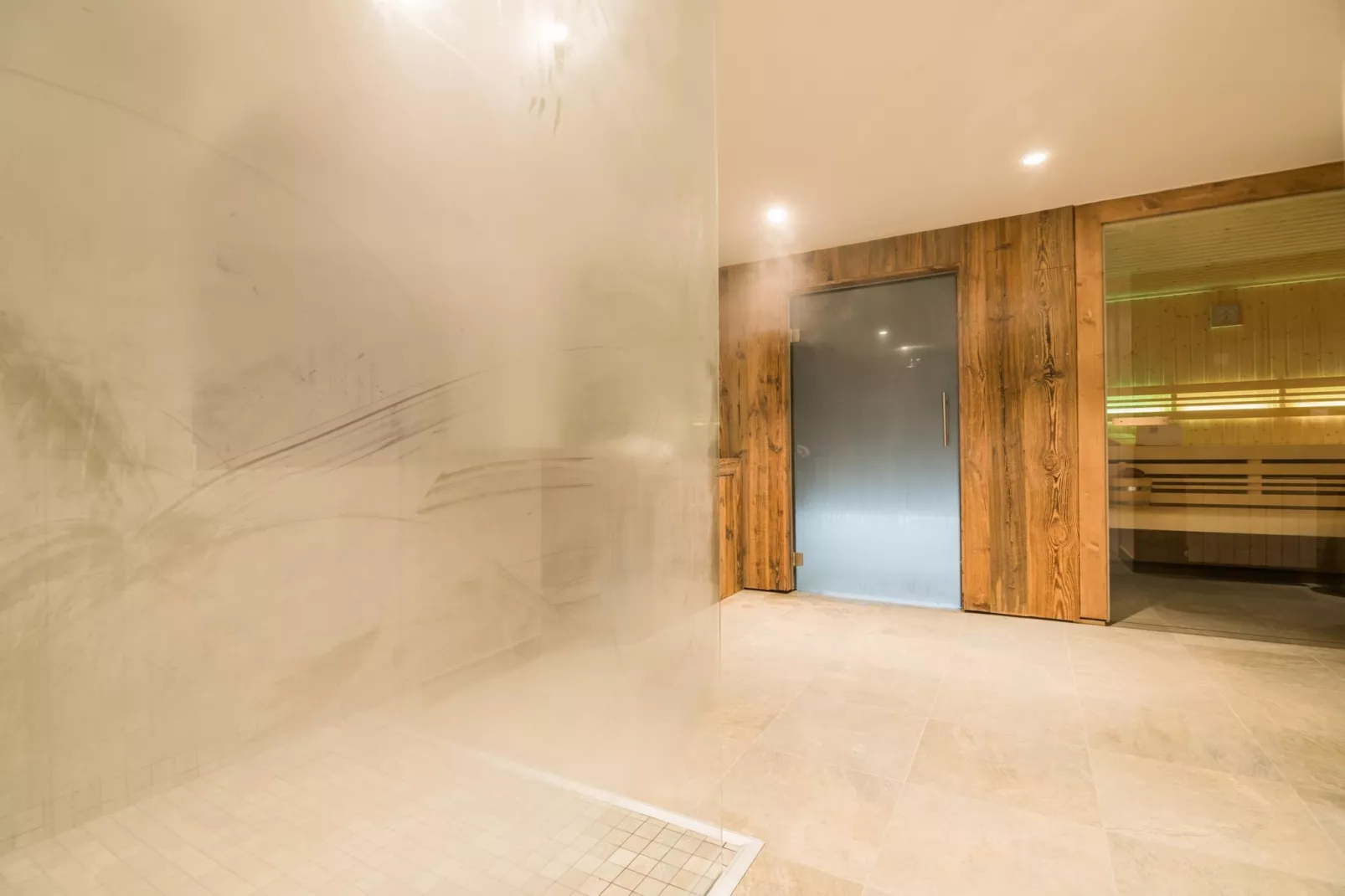 Les Portes de Megève 1-Bathroom