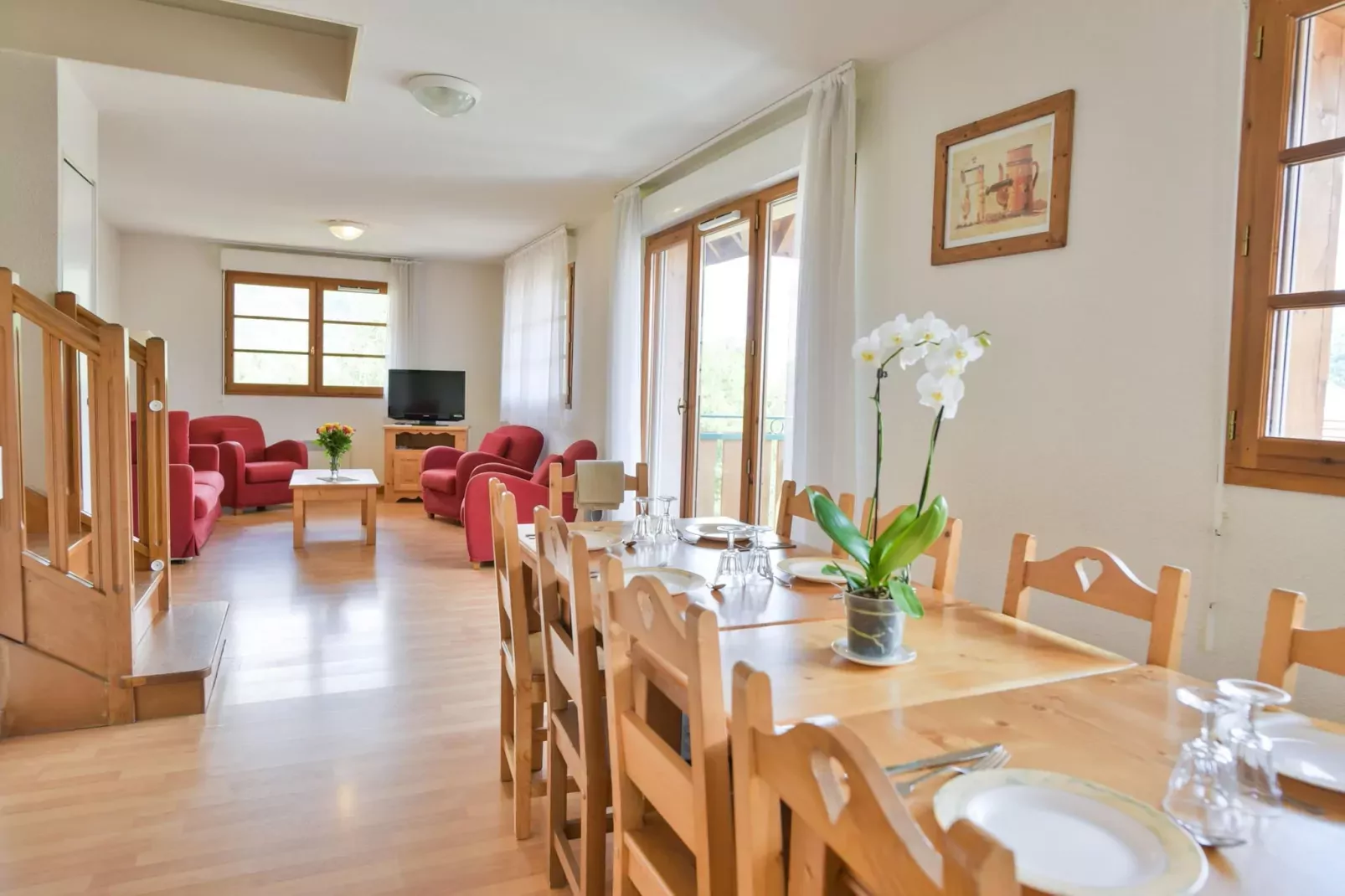 Le Birdie 6-Dining room