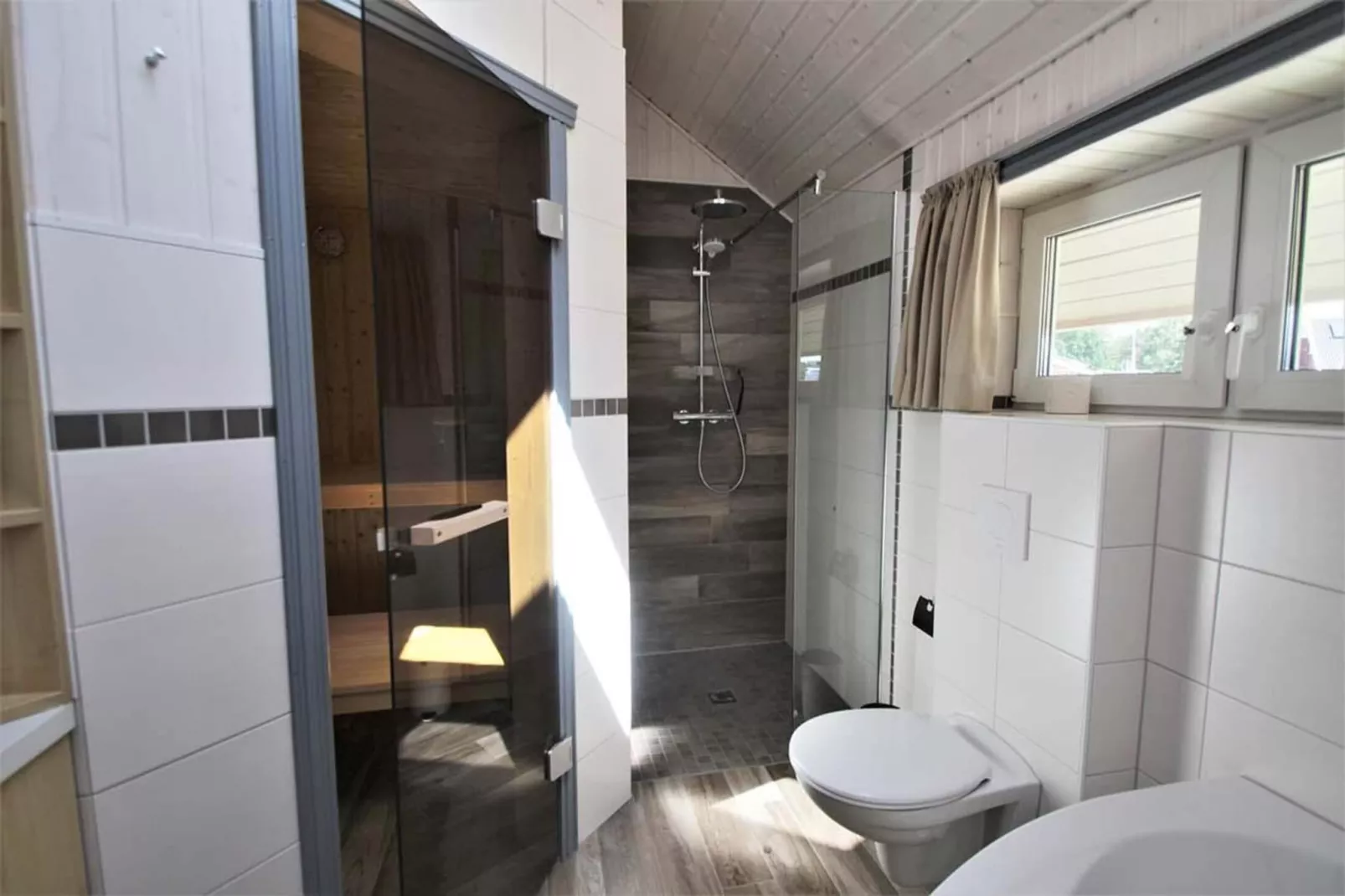 Seeschwalbe Classic 318-Bathroom