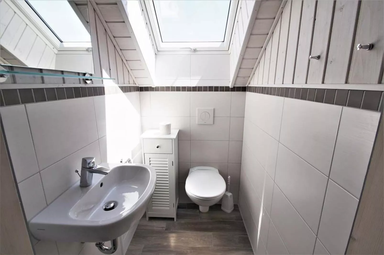Seeschwalbe Classic 318-Bathroom