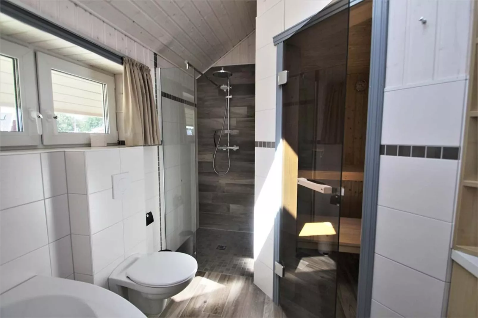 Seeschwalbe Classic 318-Bathroom