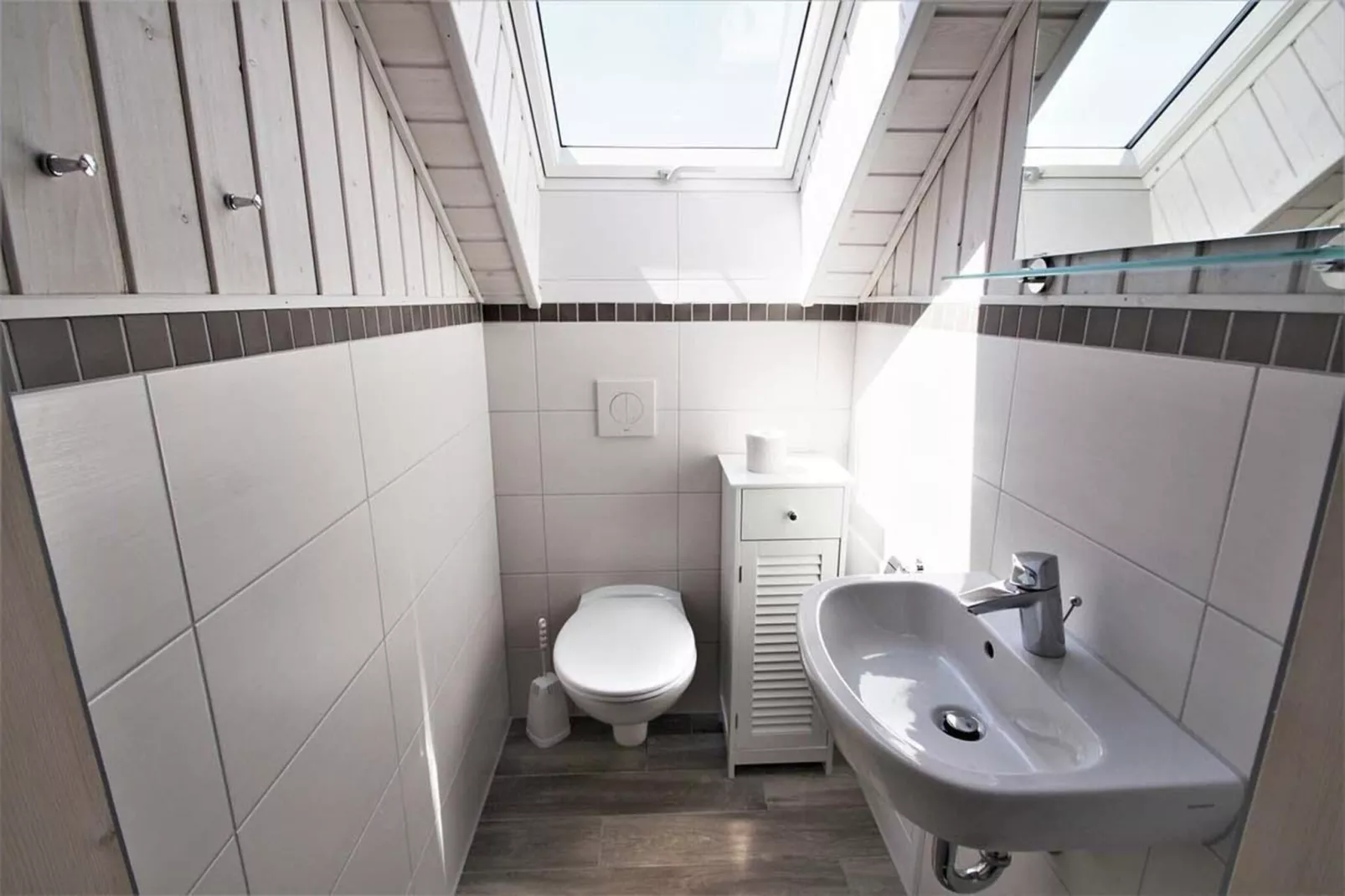 Seeschwalbe Classic 318-Bathroom