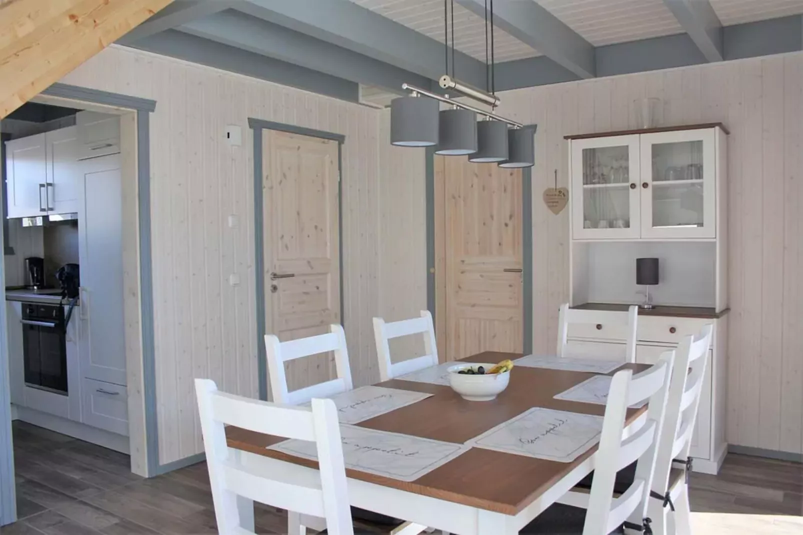 Seeschwalbe Classic 319-Dining room