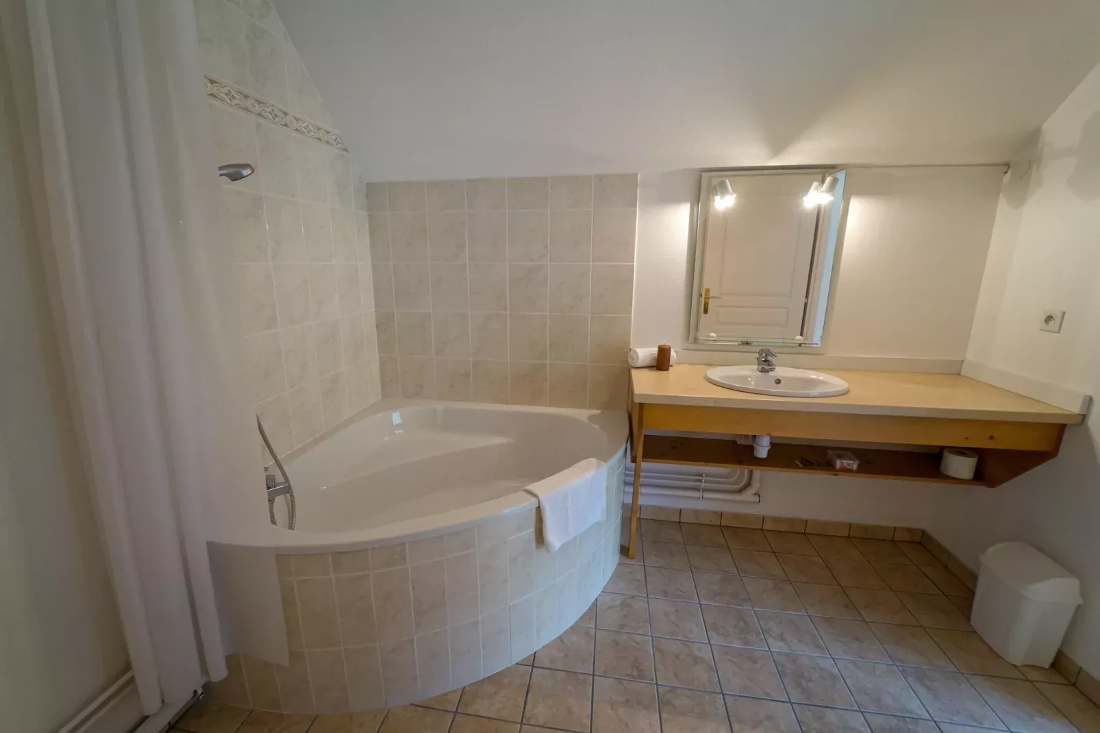Le Birdie 7-Bathroom