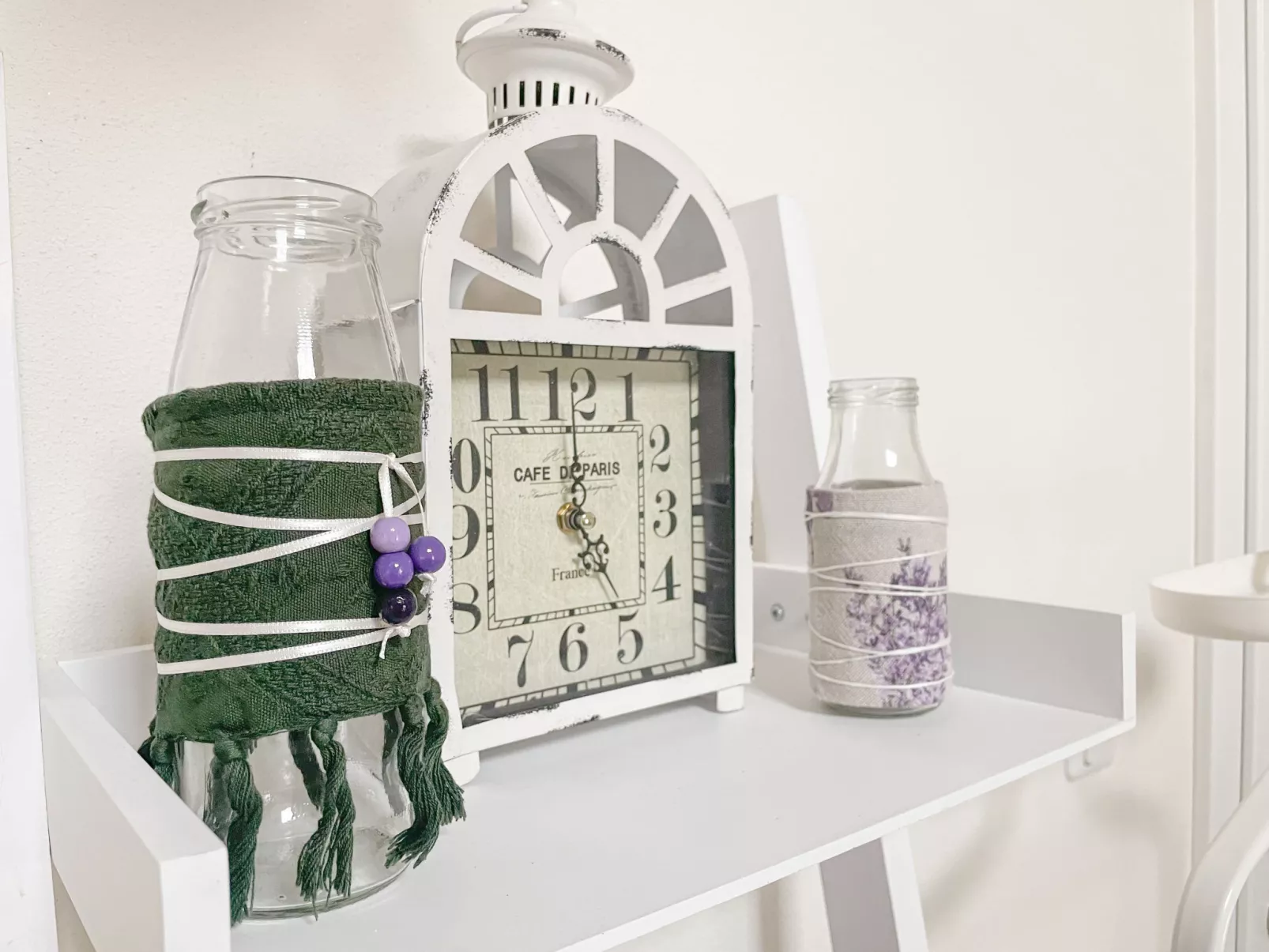Tiny lavender house-Inside